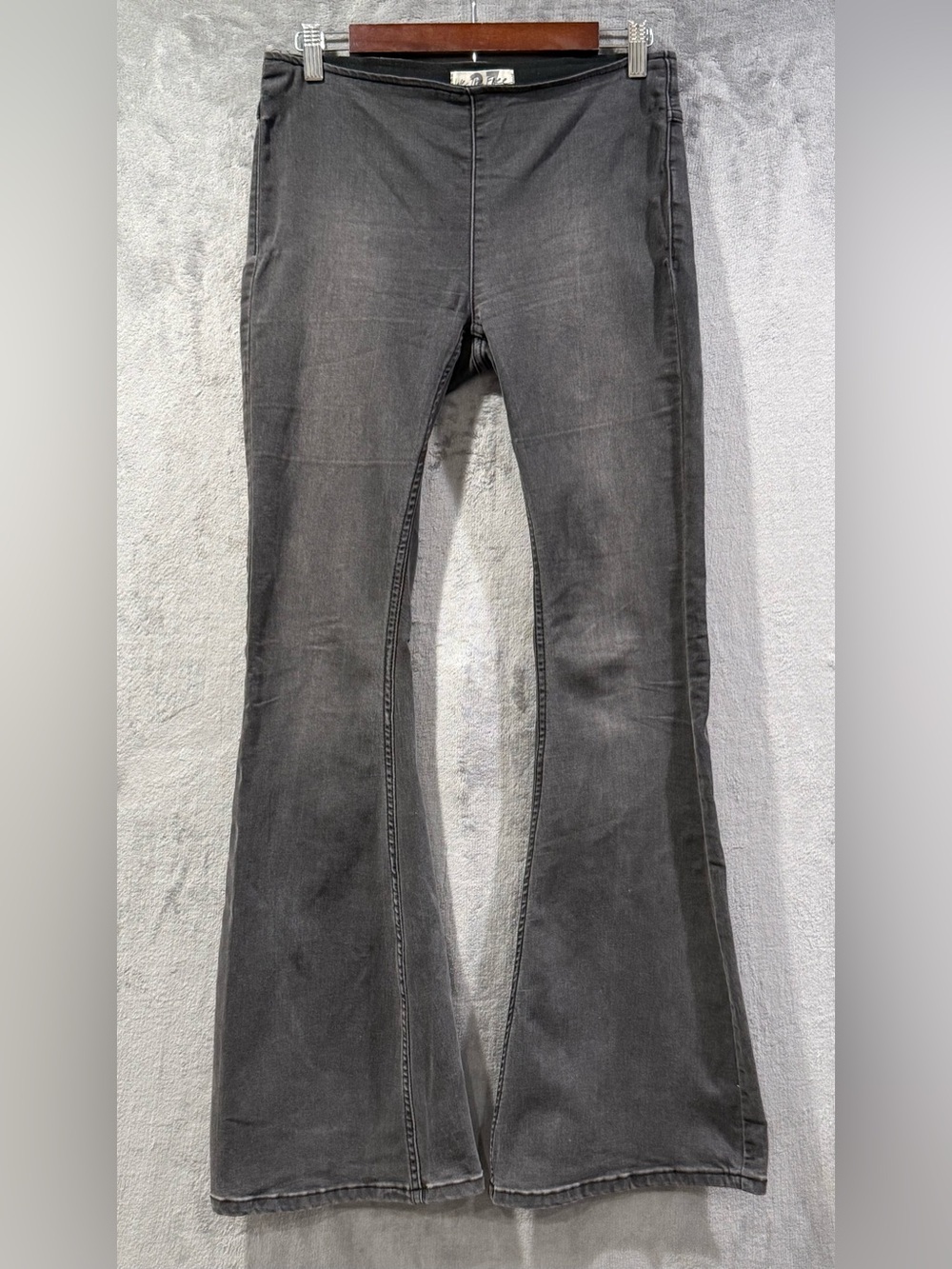 Free People Jeans Womens 27 Penny Pull On Flare Bell Botton Black Stretch Denim